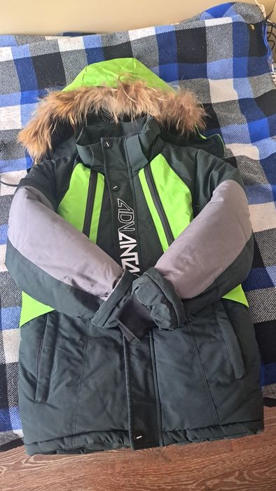 Зимняя куртка за 8000