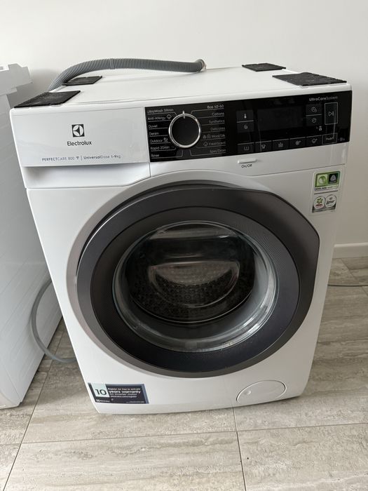 Masina de spalat rufe si uscator perfect care 800