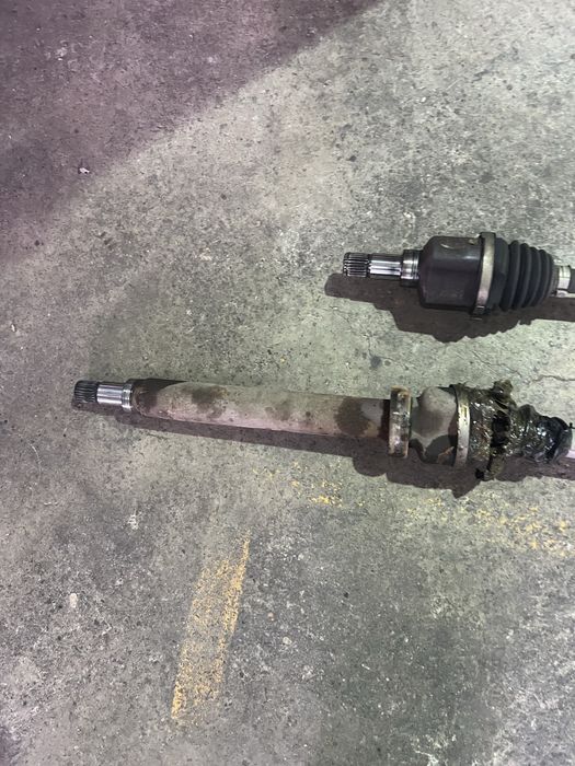 Planetara stanga dreapta Ford Fiesta MK6 1,5 tdci UGJC