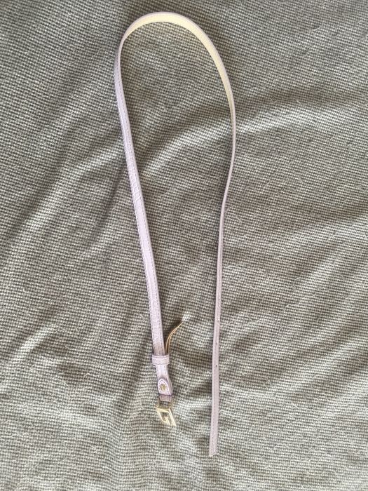 Колан Guess в лилаво S размер