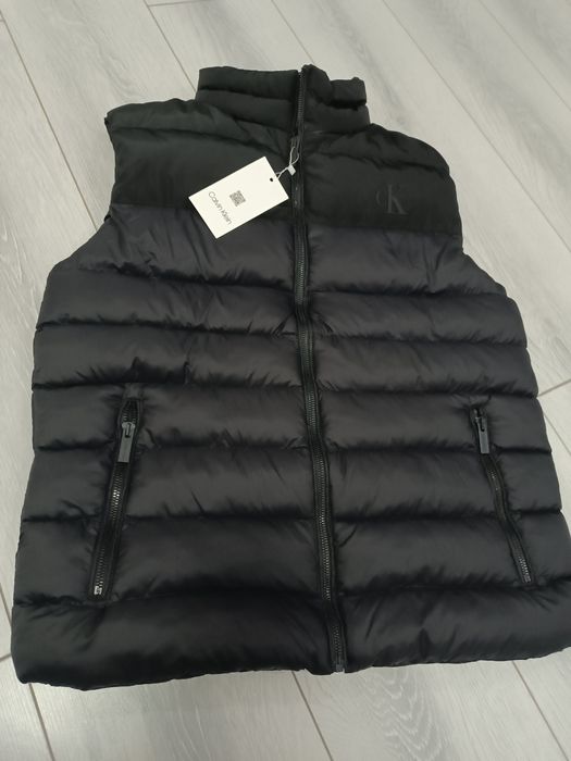 Vesta Calvin klein - M