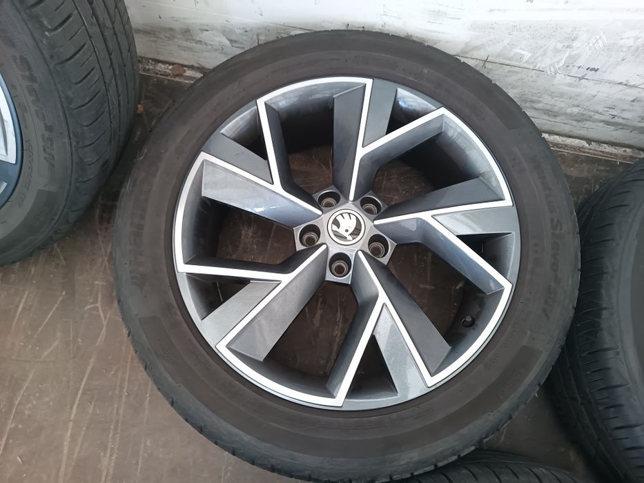 Skoda Karoq, Kodiaq 235/50/19