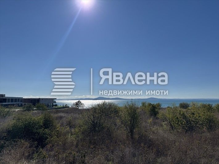 Продава се Двустаен апартамент в Бургас, Сарафово - 65 кв.м за 1349 €/кв.м - Снимка #4