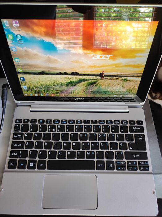 Таблет с клавиатура Acer Aspire Switch 10 (SW5-012)