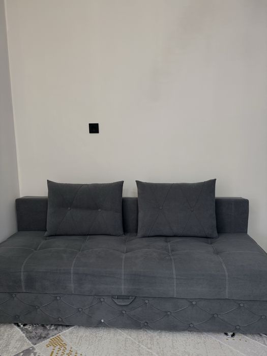 Продается раскладной диван в хорошем состоянии