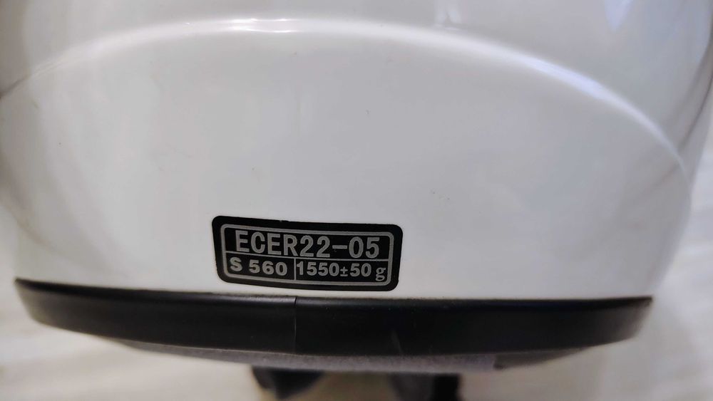 Каска BOX ECER22-05 размер S 560