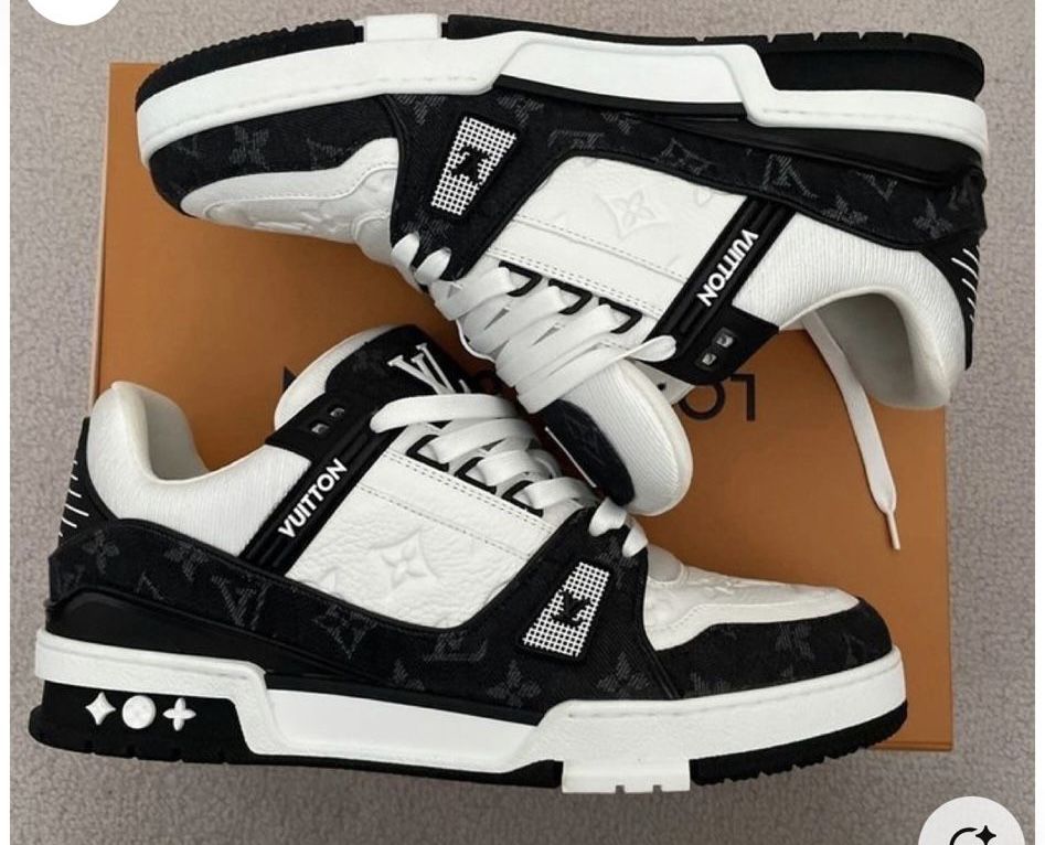 Louis Vuitton, **limited edition** black and white