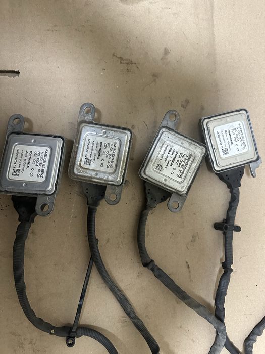 Senzor NOX / Sonda Lambda Mercedes A0009053706 A0009051412 A00090501 0