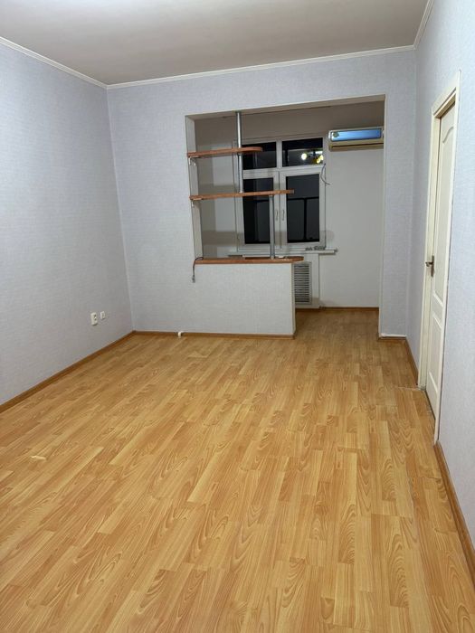 В продаже 2х комнатная  квартира метро Чиланзар