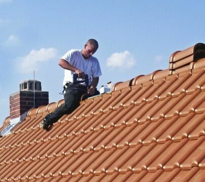 Executam tigla ceramica acoperisuri mansardari