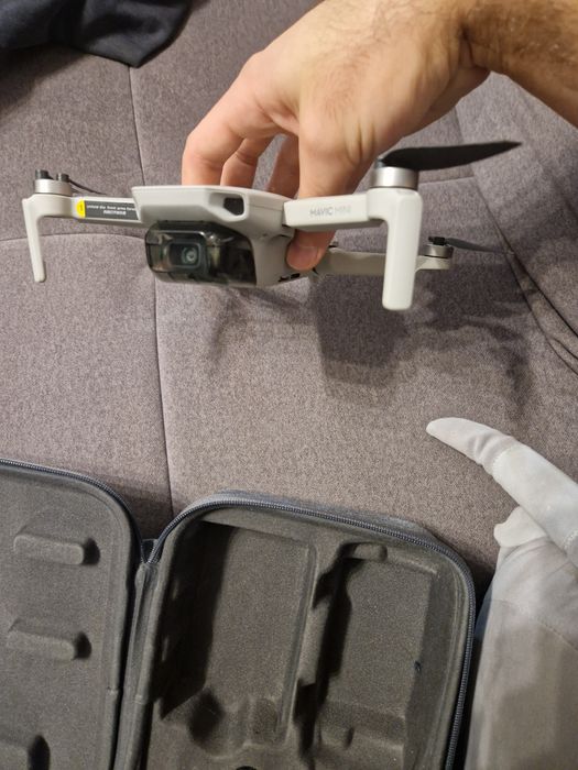Drona dji mavic mini 1