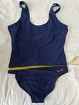 Costum intreg de baie