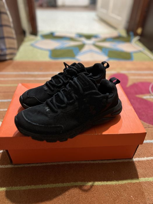 Under Armour UA Charged Assert 9