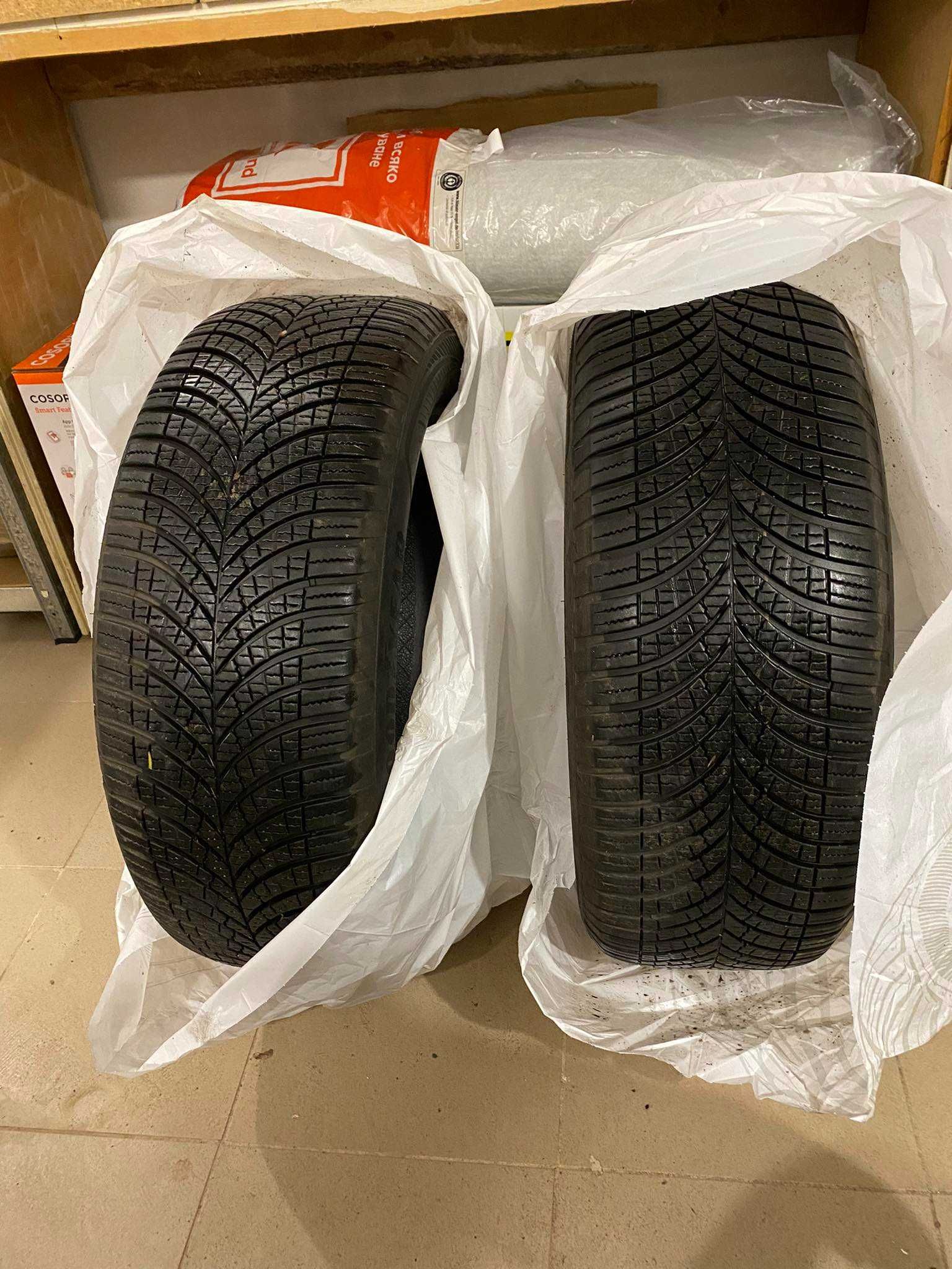 2 бр. всесезонни гуми Goodyear 225 55 18 DOT5020 7mm