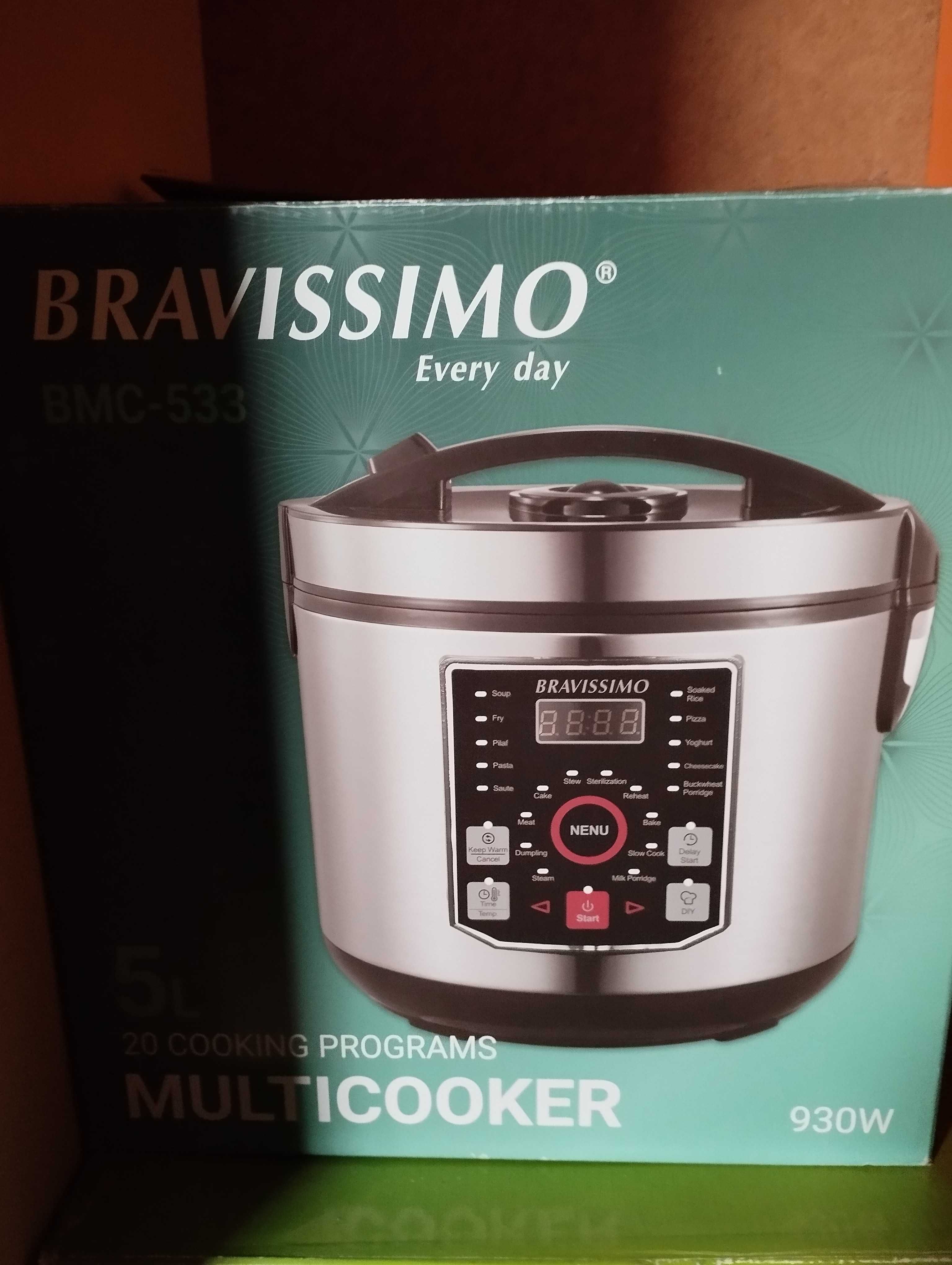 Продавам мултикукър Bravissimo