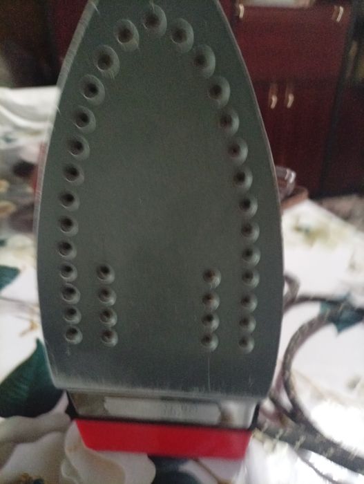 Утюг оригинал.Интернационал