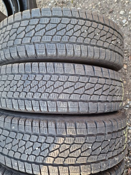 Anvelope 195/75R16C marca Firestone,M +S, DOT 2022, 8 mm