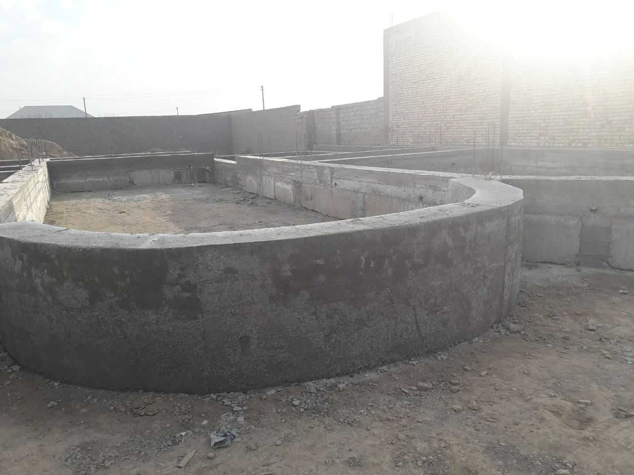 Yaxshi proektli betoni quyilgan yer 6 sotix Qarshi shahri Chorgumbaz