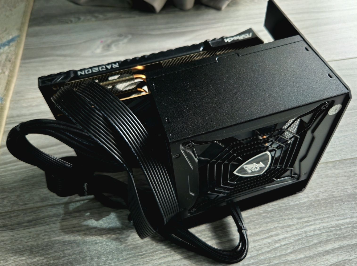Продам Thunderbolt 3/4 GPU Dock