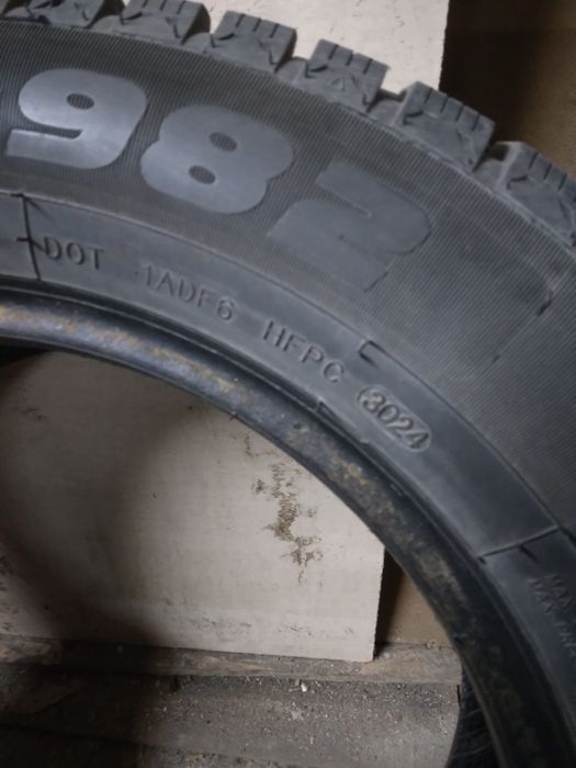 Продавам зимни гуми175/65/14