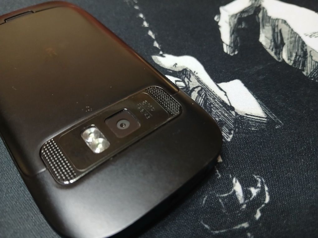 Assalom alekum telefon sotiladi Original Nokia C7