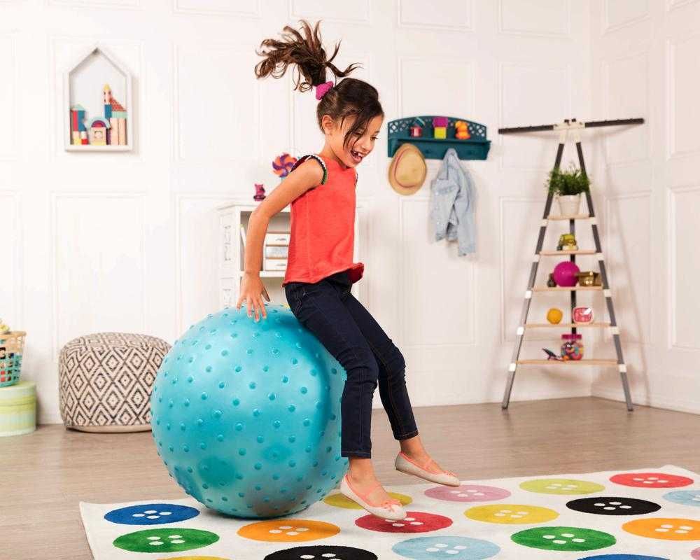 Детска активна играчка Battat Топка за гимнастика, 66 см
