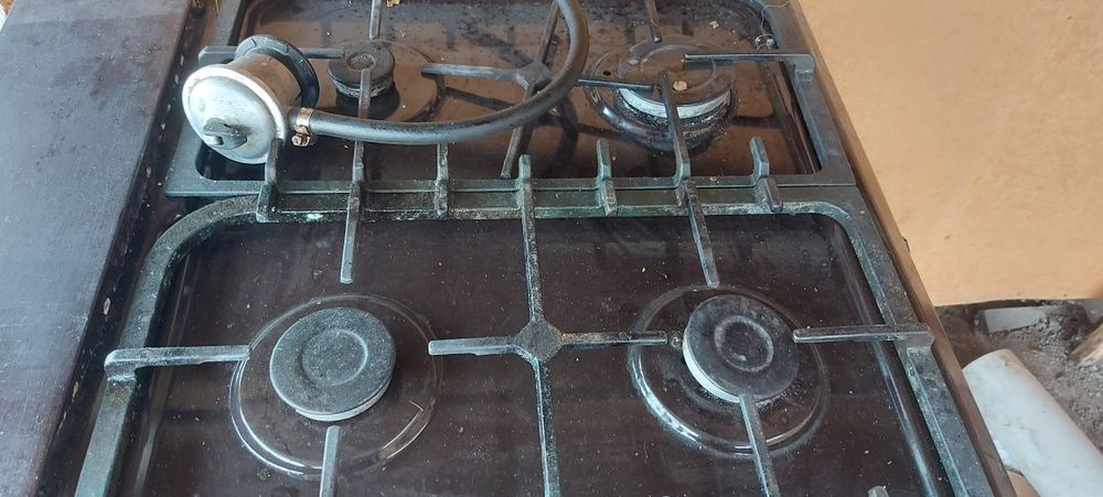 Газ плита полностью в рабочим состоянии