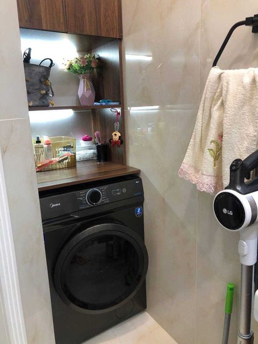 СРОЧНО!! Продается кв в Новостройке на Феруза Ор-р Экобазар 2/1/6 ID13