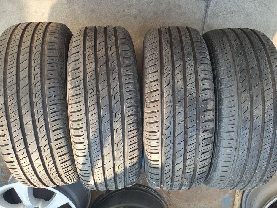 jante cu anvelope vara 205/55/16, originale pt vw golf 5,6,7,8,