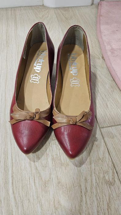 Vand pantofi superbi, noi, mărimea 38-NOI