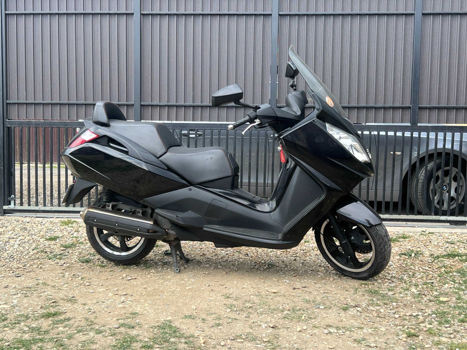 Scuter cu B-ul Peugeot Sattelis 125 cc Transport Gratuit