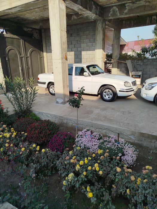 VOLga GAZ 31105 sotiladi