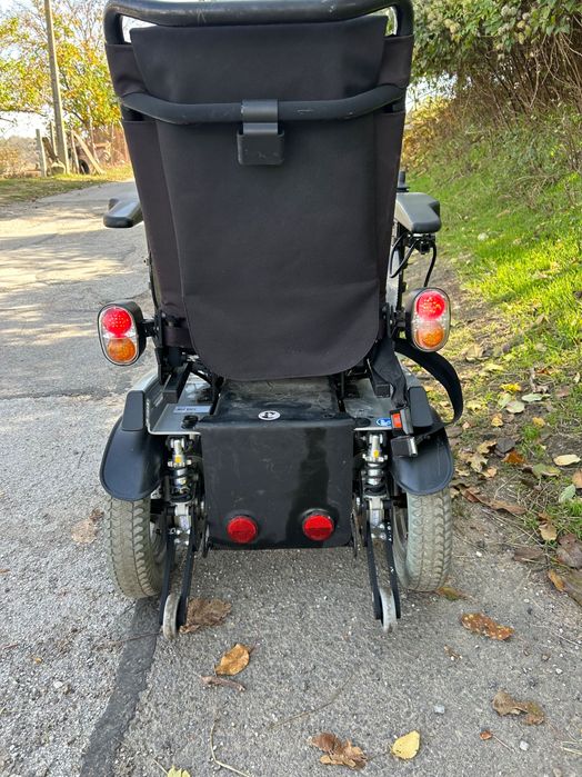 Акумулаторна инвалидна количка Pride R40