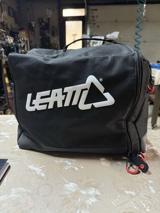 Vand casca Leatt 9.5