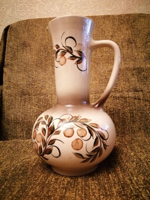 Продам керамический кувшин