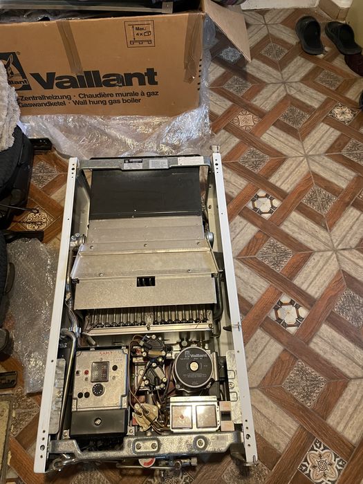 Vand cetntrala vailant 25 kw vcwa240xe noua