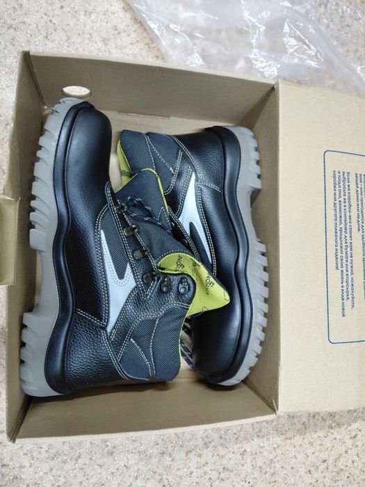 Зимние рабочие ботинки,43 размер.