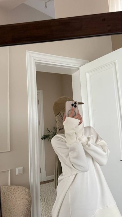 Hoodie от бренда Venezia Shakhzoda Store