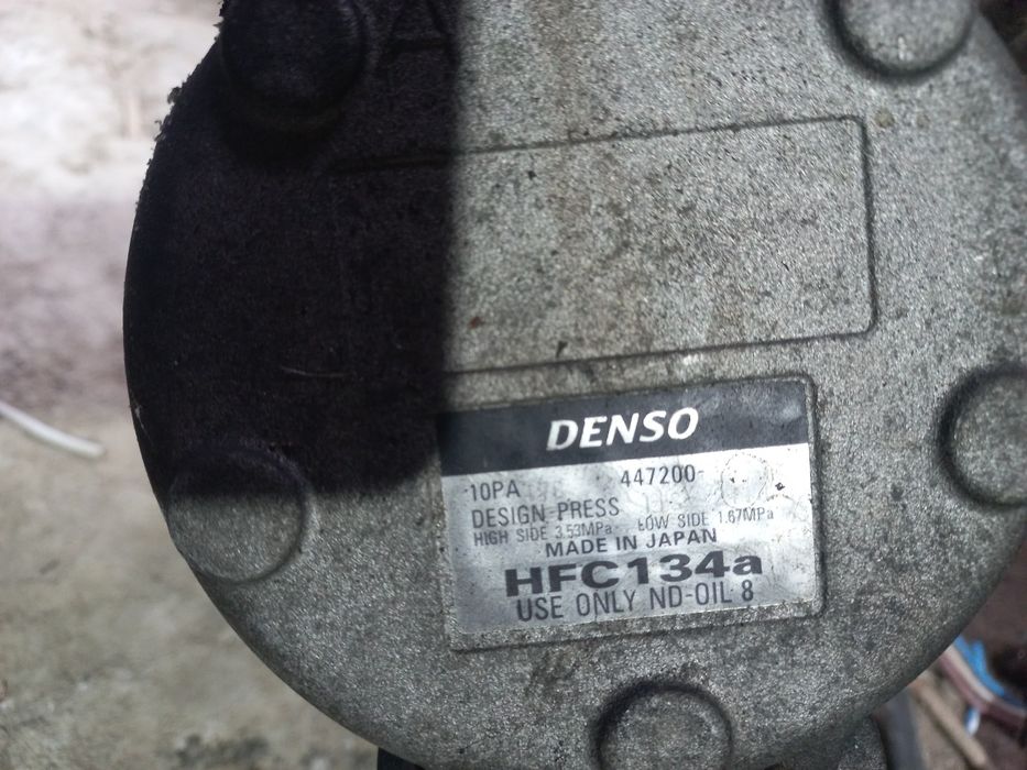 Продается компрессор на тойота хайс 2.7 бензин