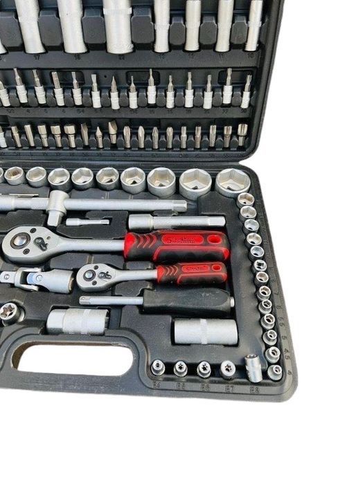 Гедоре Stahlmayer с 108 части