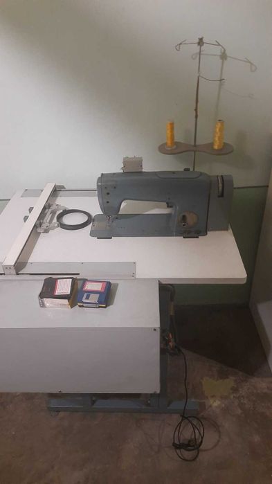 Машина за бродиране Комтекст