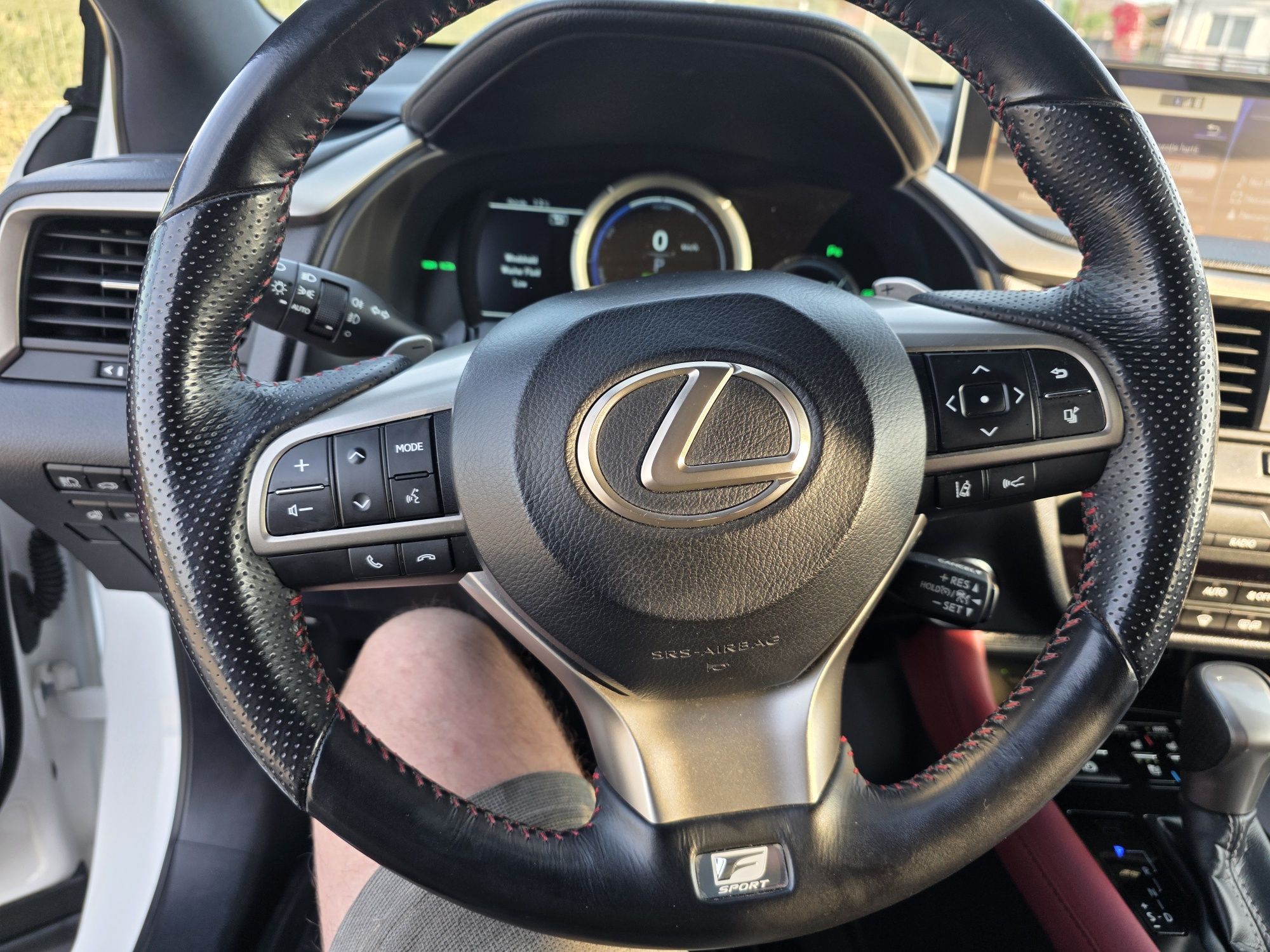 Vand lexus rx 450h f sport