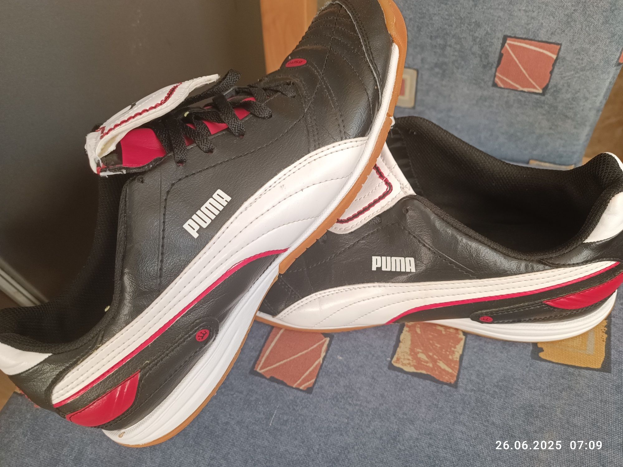 Маратонки за зала  Puma