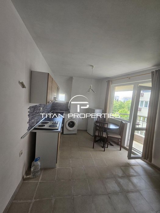 Дава се под наем Двустаен апартамент в Бургас, Славейков - 45 кв.м за 255 € - Снимка #3