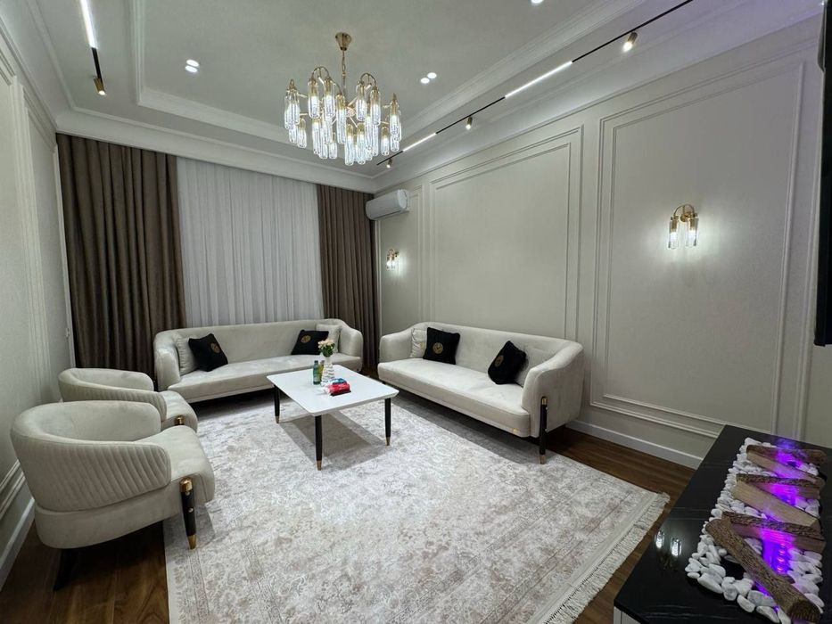 Продается 4х комнатная каартира,ор-р Алайский рынок,ц-2,Юнусабад,100м2