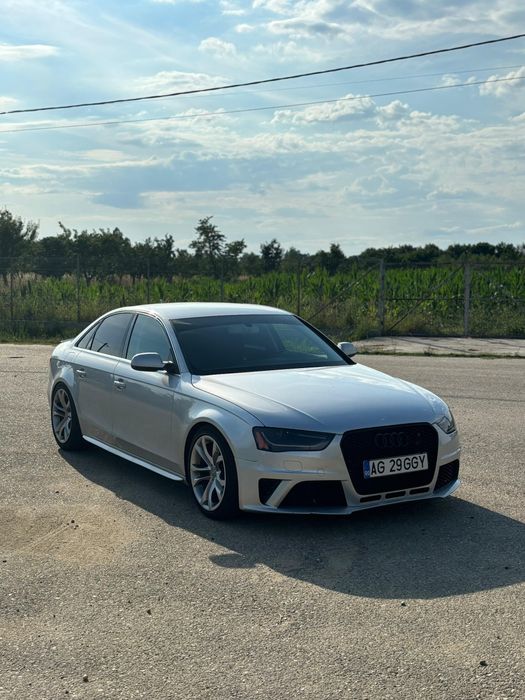 Vând Audi A4 b8.5 S-line facelift
