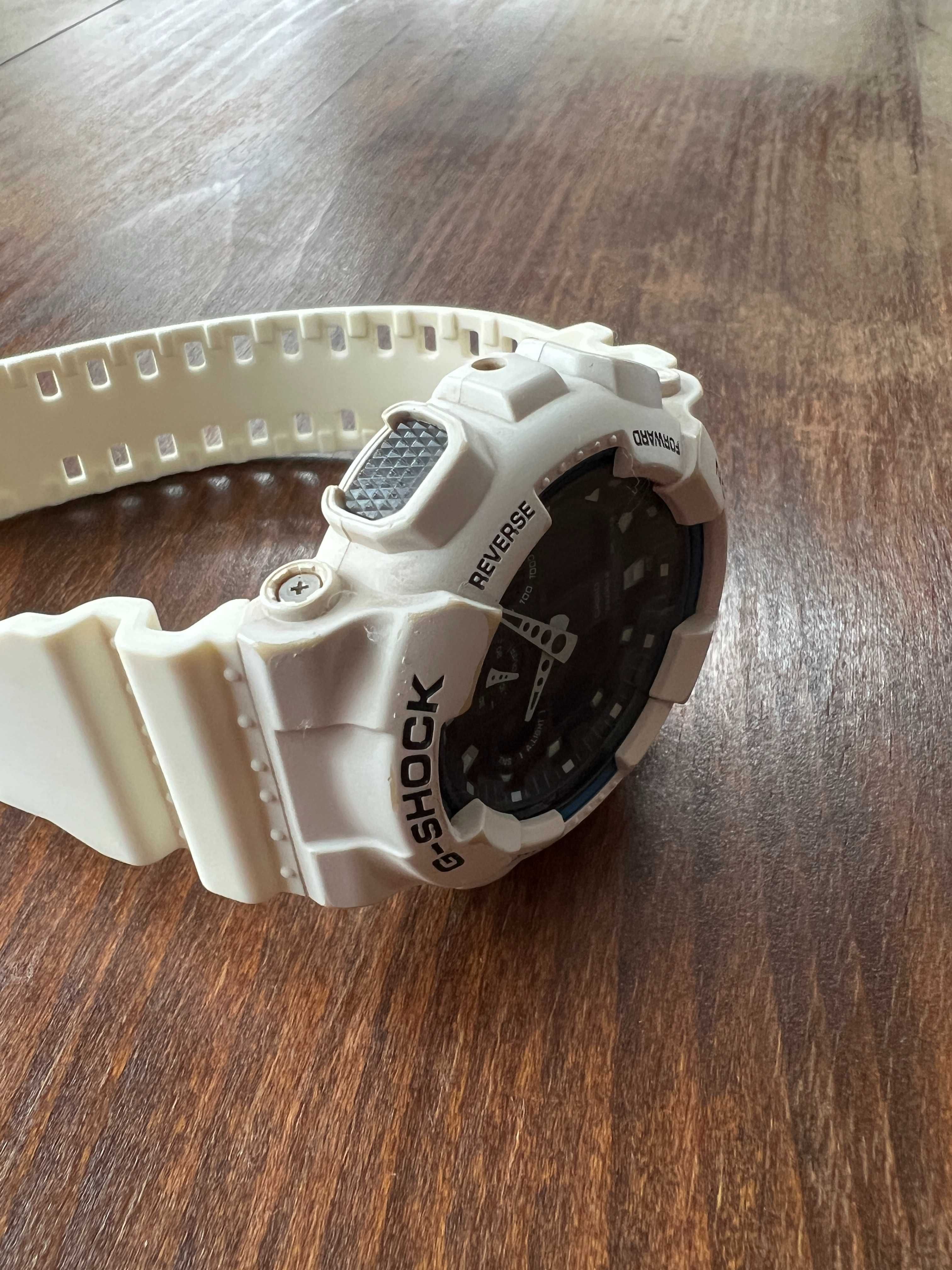 Casio G-SHOCK GA-100B Цвят: Бял