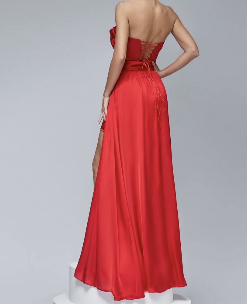 Rochie rosie lunga de seara