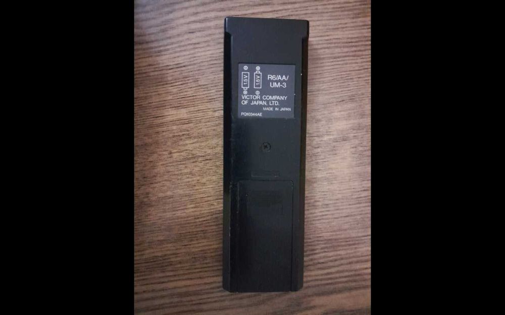 Продавам видео JVC