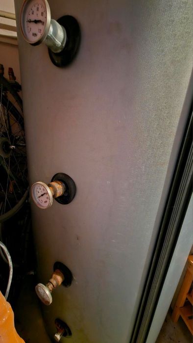 Vand puffer de 800 litri cu serpentina